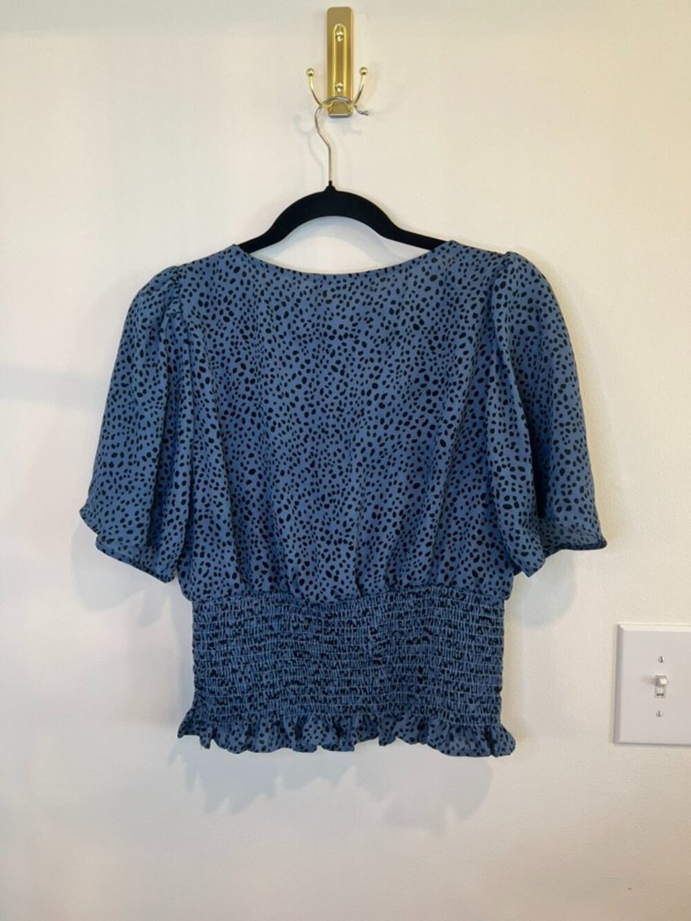 Nine Britton Blue Smocked Blouse Polka Dot Puff Sleeve Crop Top M - Picture 2 of 4